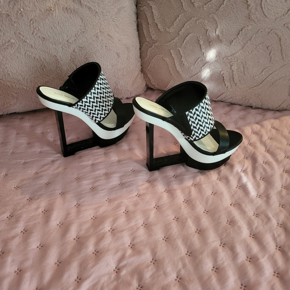 Shoes - Picture 3 of 3
